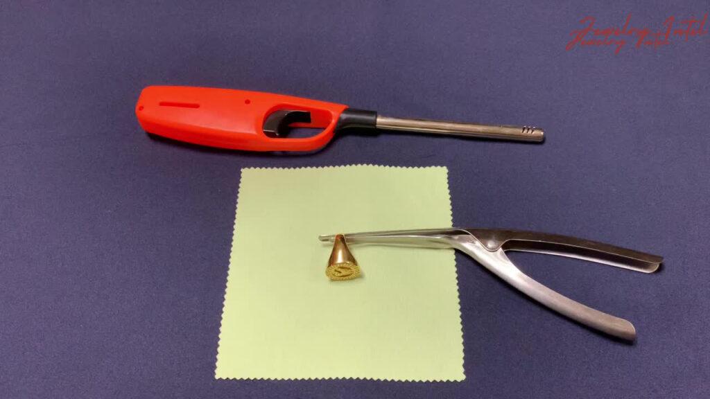 items needed to test gold using a lighter