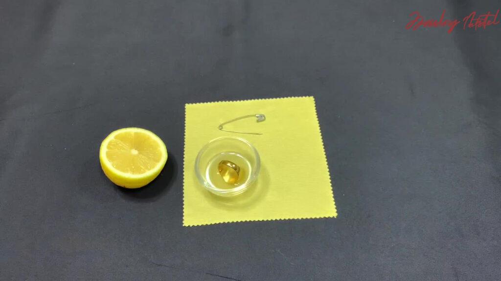 dip the Scratched gold in Lemon Juice