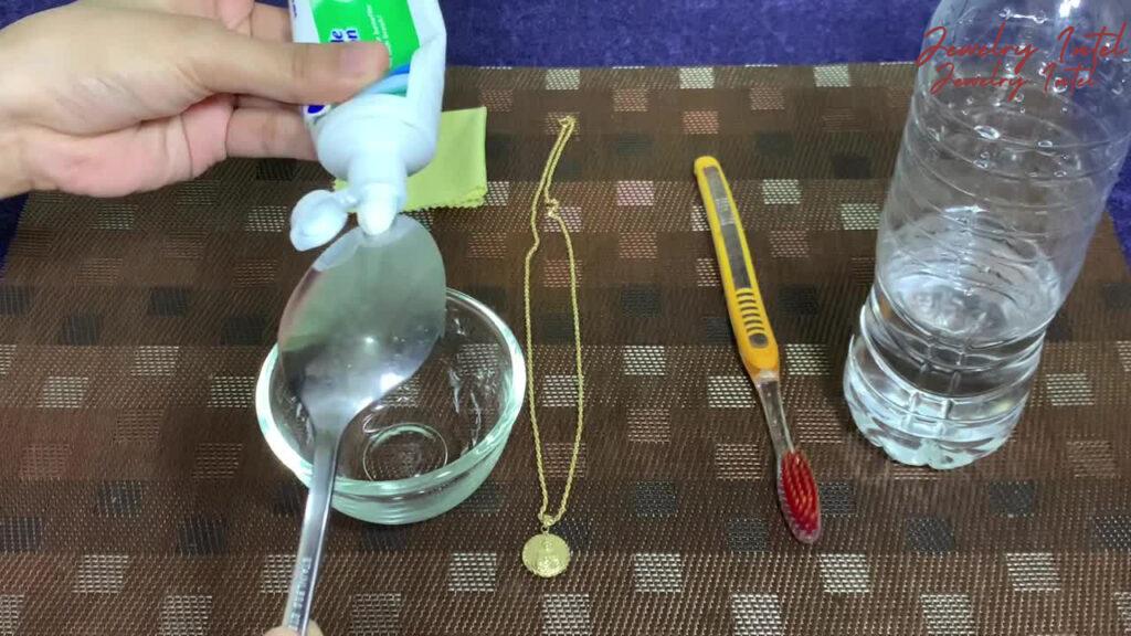 take toothpaste to clean your gold